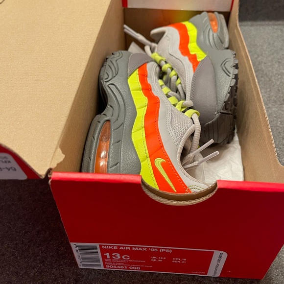 Nike Air Max’ 95 (PS) (SOLD) - Picture 2 of 5